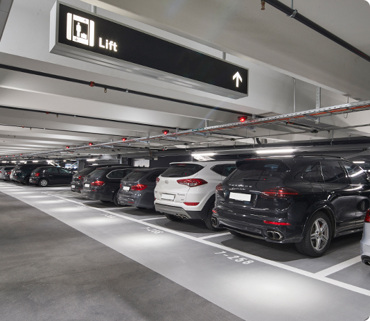 Book parking spaces at Zurich Airport online